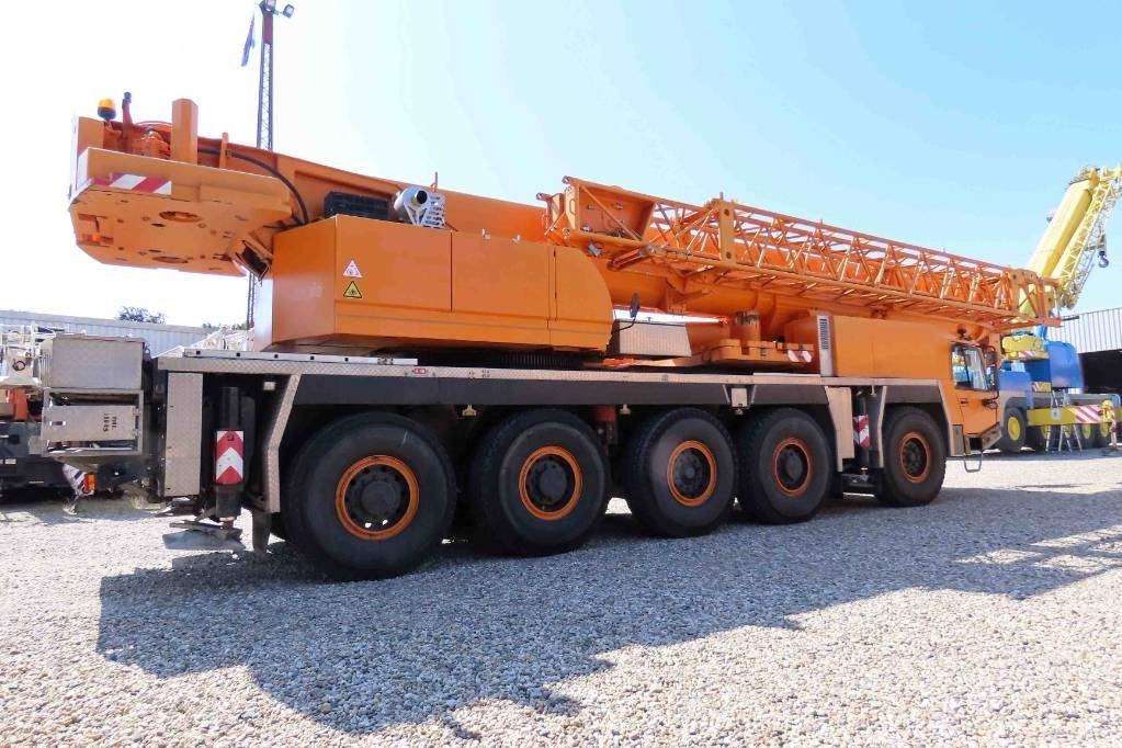 Tadano Faun ATF 110 G-5 - Terepjáró autódaru: 3 kép. Tadano Faun ATF 110 G-5 - Terepjáró autódaru: 3 kép.