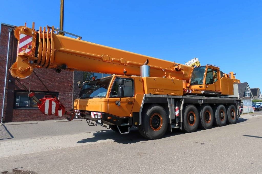 Tadano Faun ATF 110 G-5 - Terepjáró autódaru: 1 kép. Tadano Faun ATF 110 G-5 - Terepjáró autódaru: 1 kép.
