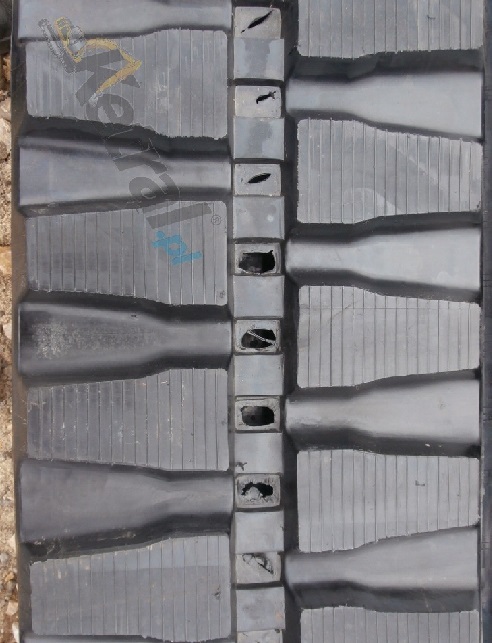 CATERPILLAR 307, 450X71X82 - Lánctalp - Lánctalpas kotró: 2 kép. CATERPILLAR 307, 450X71X82 - Lánctalp - Lánctalpas kotró: 2 kép.