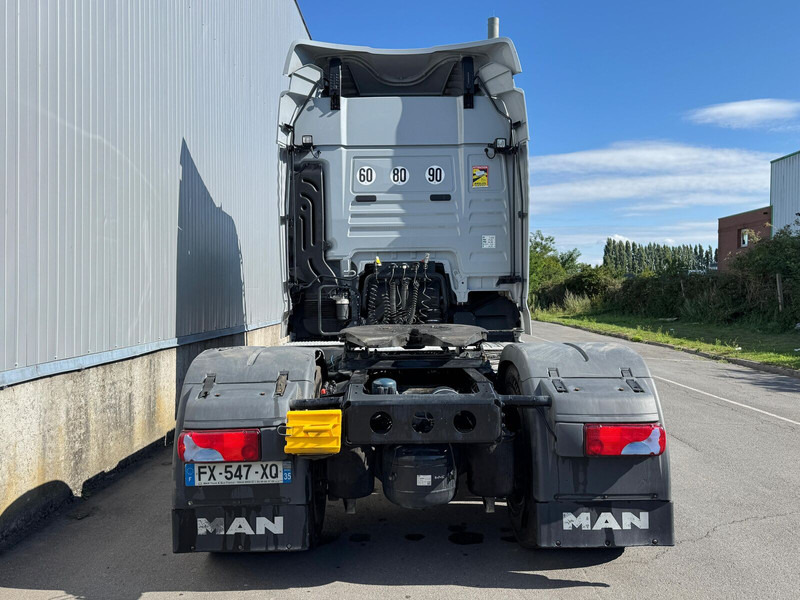 MAN TGX 18.510 - Nyergesvontató: 4 kép. MAN TGX 18.510 - Nyergesvontató: 4 kép.
