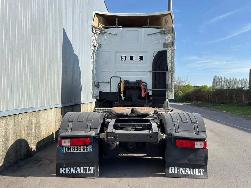 Renault Premium 460 - Nyergesvontató: 4 kép. Renault Premium 460 - Nyergesvontató: 4 kép.