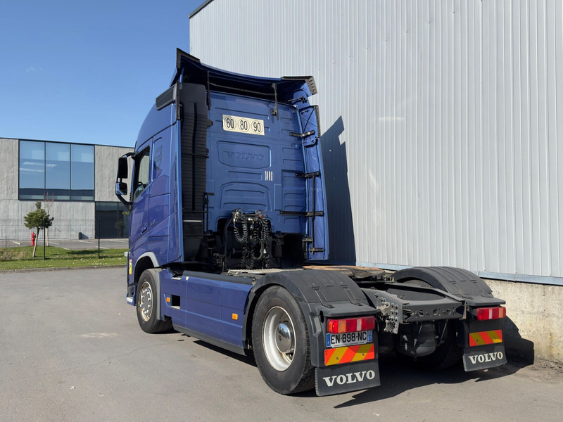 Nyergesvontató Volvo FH 500: 10 kép.