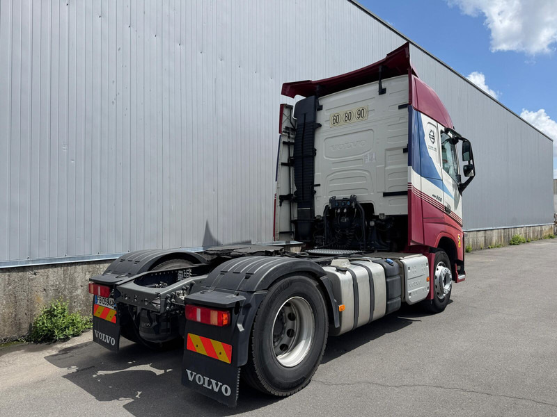 Volvo FH 500 - Nyergesvontató: 5 kép. Volvo FH 500 - Nyergesvontató: 5 kép.