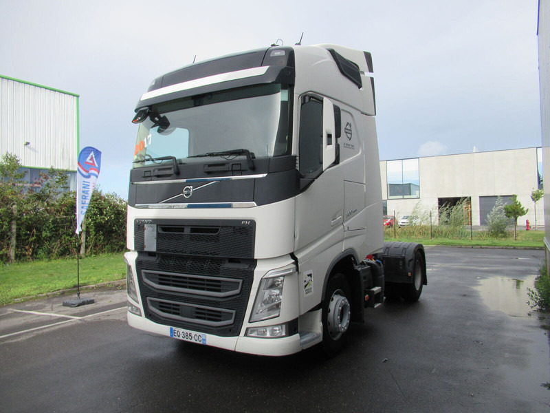Nyergesvontató Volvo FH 500: 8 kép.