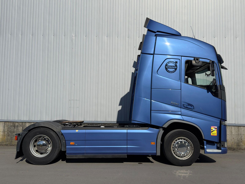 Volvo FH 500 - Nyergesvontató: 4 kép. Volvo FH 500 - Nyergesvontató: 4 kép.