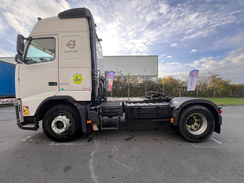 Nyergesvontató Volvo FH 500: 8 kép. Nyergesvontató Volvo FH 500: 8 kép.