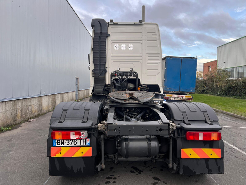 Nyergesvontató Volvo FH 500: 6 kép. Nyergesvontató Volvo FH 500: 6 kép.