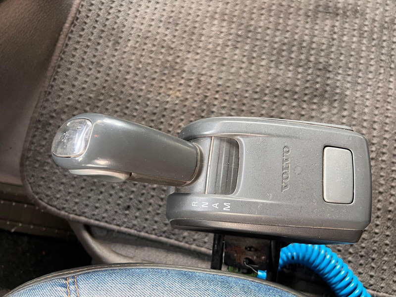 Nyergesvontató Volvo FH 500: 19 kép. Nyergesvontató Volvo FH 500: 19 kép.