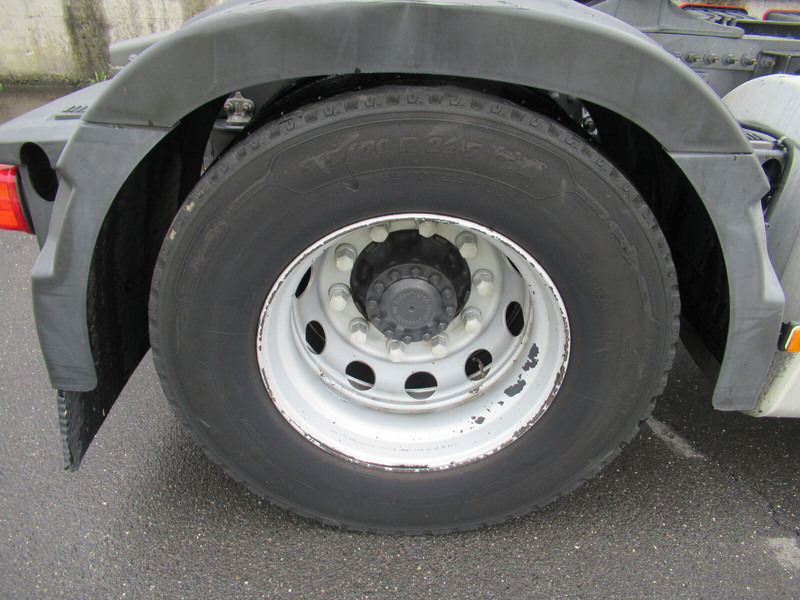 Nyergesvontató Volvo FH 500: 17 kép.