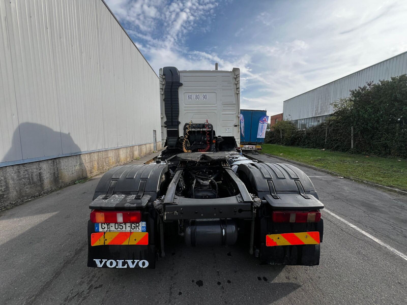 Volvo FH13 460 - Nyergesvontató: 5 kép. Volvo FH13 460 - Nyergesvontató: 5 kép.