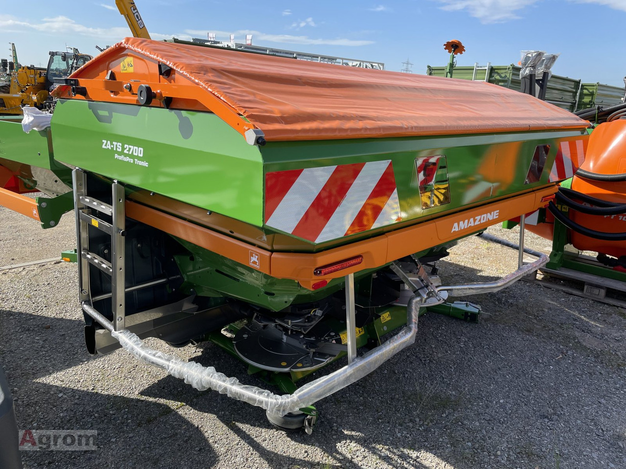 Amazone ZA-TS 2700 ProfisPro Tronic - Műtrágyaszóró: 3 kép. Amazone ZA-TS 2700 ProfisPro Tronic - Műtrágyaszóró: 3 kép.