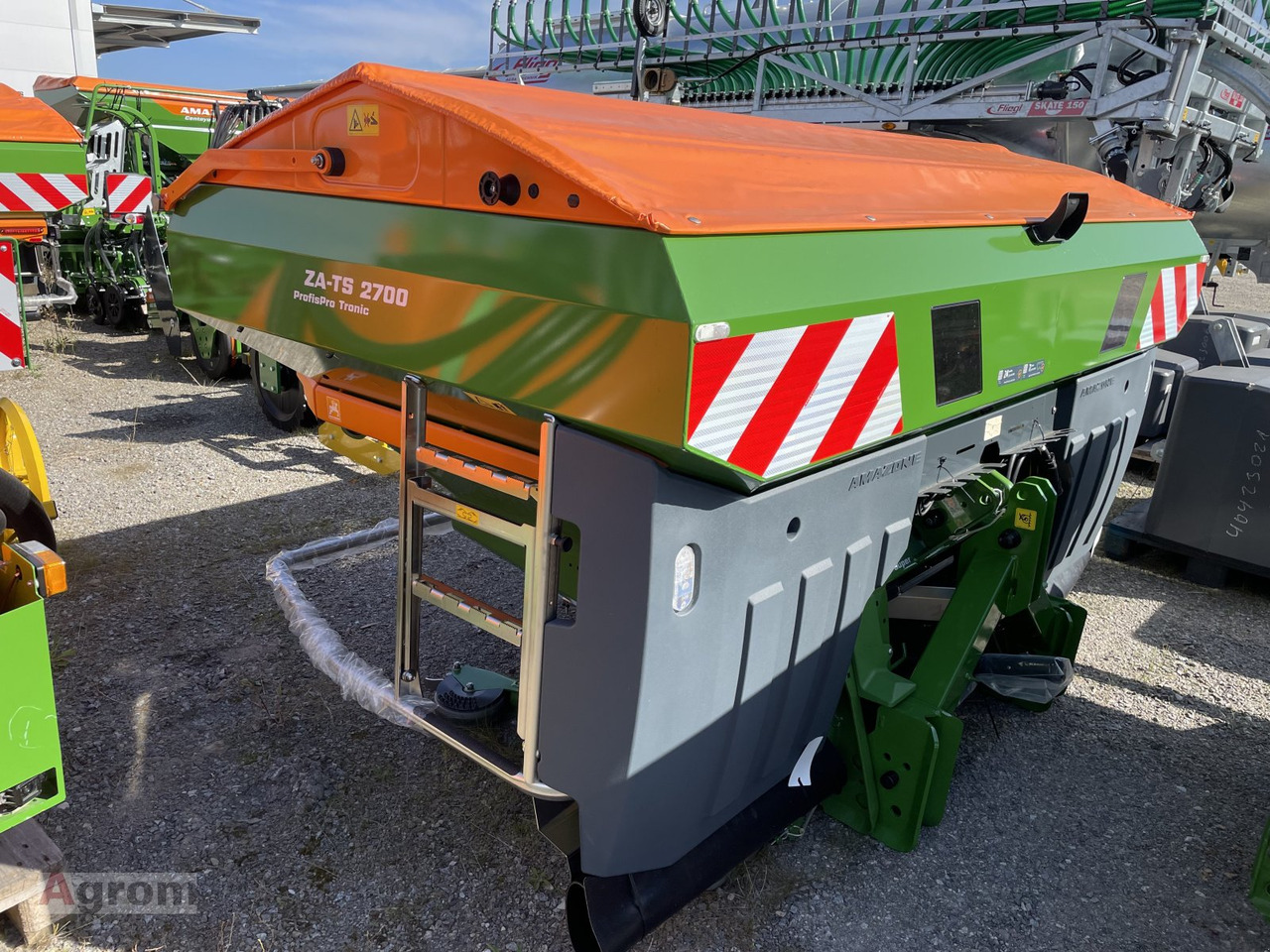 Amazone ZA-TS 2700 ProfisPro Tronic - Műtrágyaszóró: 1 kép. Amazone ZA-TS 2700 ProfisPro Tronic - Műtrágyaszóró: 1 kép.