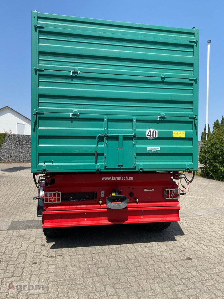 Farmtech TDK 2000/40 - Mezőgazdasági billenőpótkocsi: 2 kép. Farmtech TDK 2000/40 - Mezőgazdasági billenőpótkocsi: 2 kép.