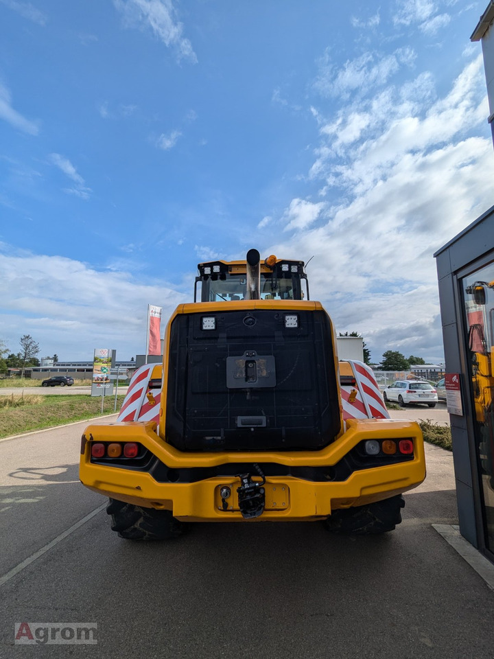 JCB 435 S Agri HighLift - Gumikerekes homlokrakodó: 4 kép. JCB 435 S Agri HighLift - Gumikerekes homlokrakodó: 4 kép.
