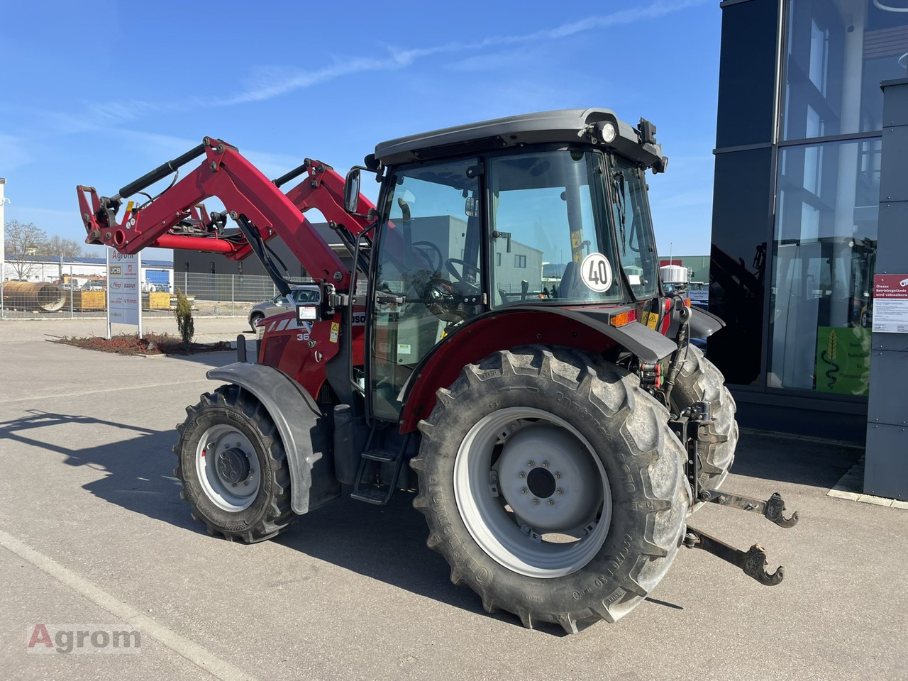 Massey Ferguson 3635 A - Traktor: 3 kép. Massey Ferguson 3635 A - Traktor: 3 kép.