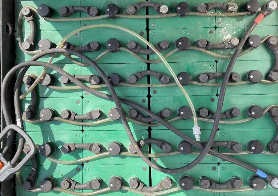 Linde E 16-02 - Elektromos targonca: 3 kép. Linde E 16-02 - Elektromos targonca: 3 kép.