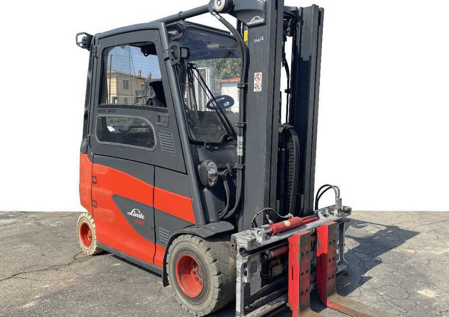 Linde E 35 HL - Elektromos targonca: 1 kép. Linde E 35 HL - Elektromos targonca: 1 kép.