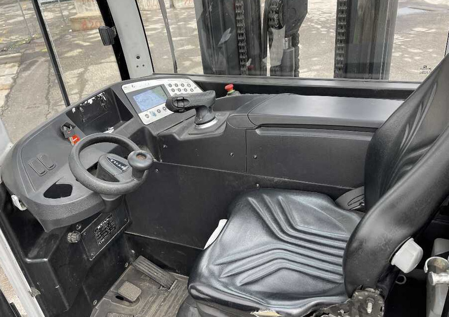 Still FM-X 14 - Tolóoszlopos targoncá: 2 kép. Still FM-X 14 - Tolóoszlopos targoncá: 2 kép.