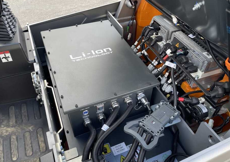Still RCE 15 Li-Ion (NUOVO) - Elektromos targonca: 4 kép. Still RCE 15 Li-Ion (NUOVO) - Elektromos targonca: 4 kép.