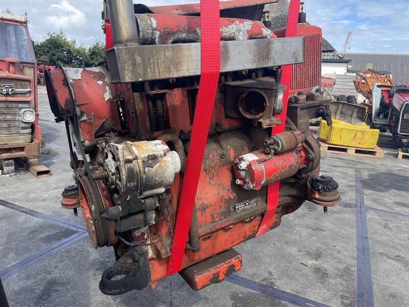 Deutz F4L 912 - Motor - Mezőgazdasági gépek: 5 kép. Deutz F4L 912 - Motor - Mezőgazdasági gépek: 5 kép.