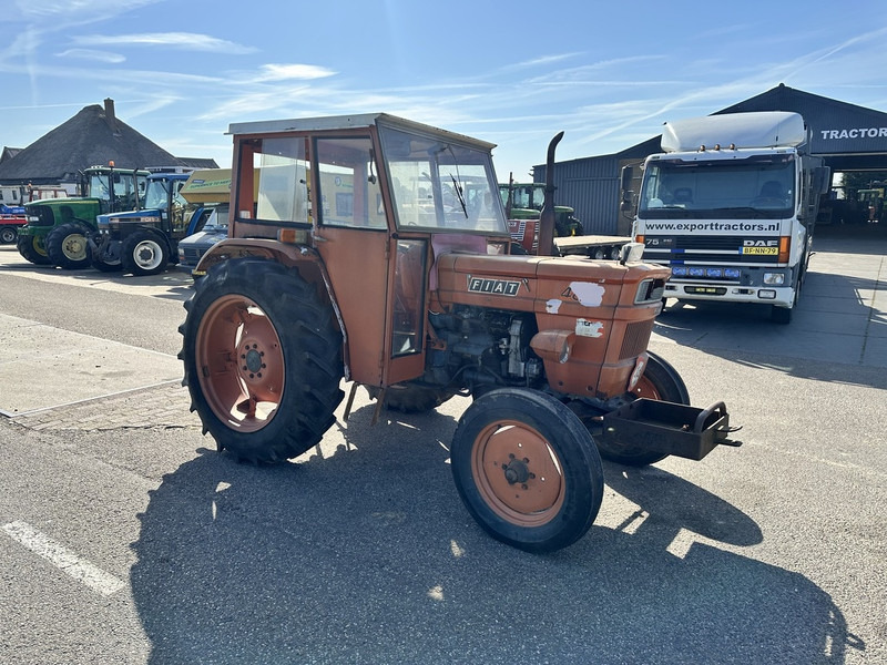 Fiat 480 - Traktor: 3 kép. Fiat 480 - Traktor: 3 kép.
