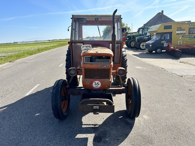 Fiat 480 - Traktor: 2 kép. Fiat 480 - Traktor: 2 kép.