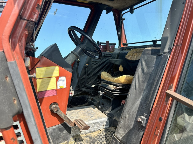 Fiat 90-90 DT - Traktor: 4 kép. Fiat 90-90 DT - Traktor: 4 kép.