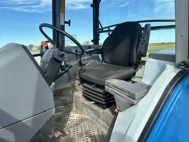 Ford 6640 SL - Traktor: 4 kép. Ford 6640 SL - Traktor: 4 kép.