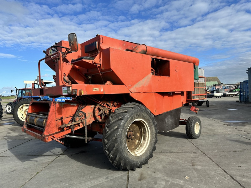 Laverda M150 - Kombájn: 1 kép. Laverda M150 - Kombájn: 1 kép.