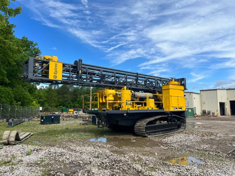 Atlas Copco (Epiroc) DM-L - Fúrógép: 1 kép. Atlas Copco (Epiroc) DM-L - Fúrógép: 1 kép.