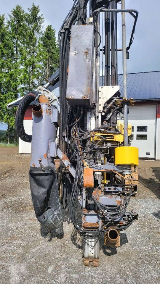Atlas Copco FlexiROC T40R - Fúrógép: 5 kép. Atlas Copco FlexiROC T40R - Fúrógép: 5 kép.