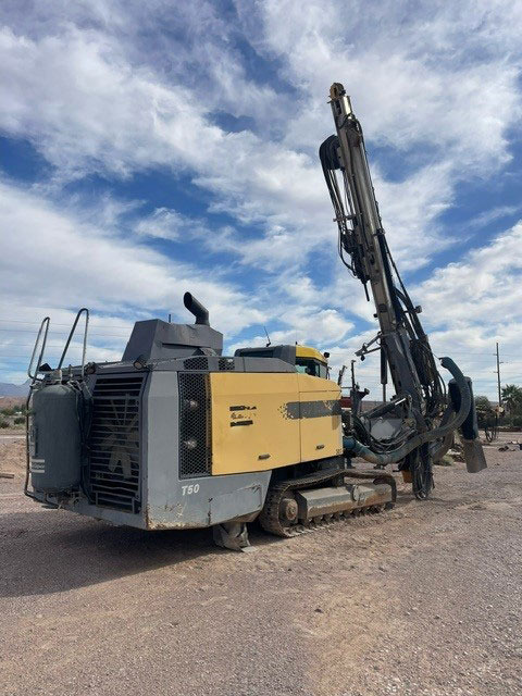 Atlas Copco FlexiROC T50 - Fúrógép: 4 kép. Atlas Copco FlexiROC T50 - Fúrógép: 4 kép.