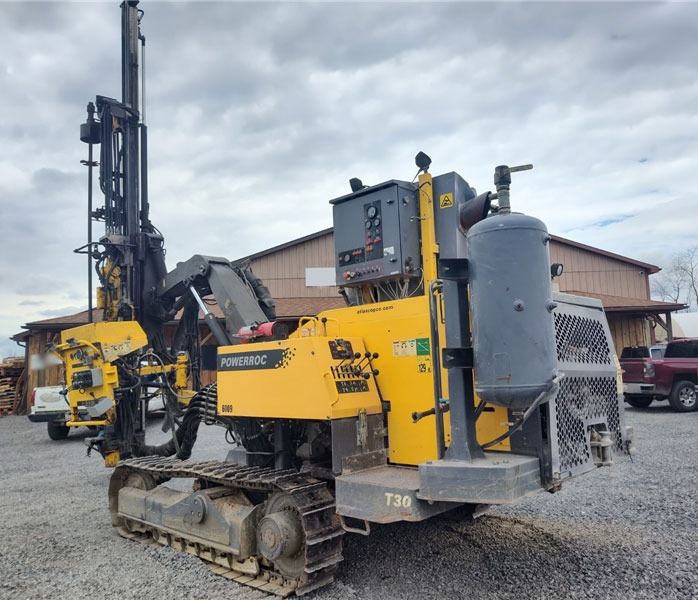 Atlas Copco PowerROC T30 - Fúrógép: 5 kép. Atlas Copco PowerROC T30 - Fúrógép: 5 kép.
