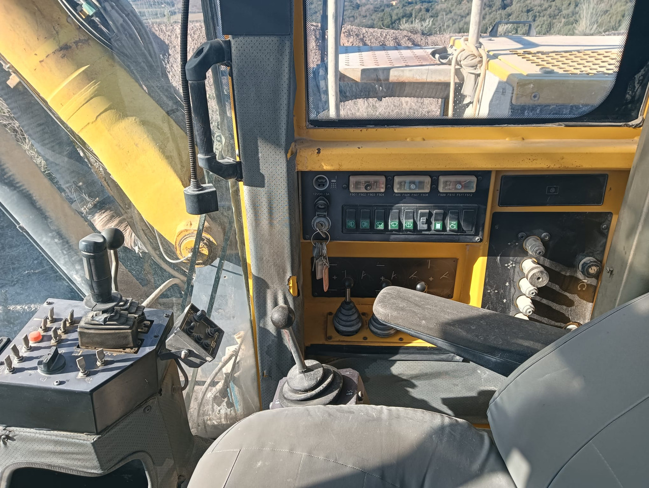 Atlas Copco ROC D7-11 - Fúrógép: 5 kép. Atlas Copco ROC D7-11 - Fúrógép: 5 kép.