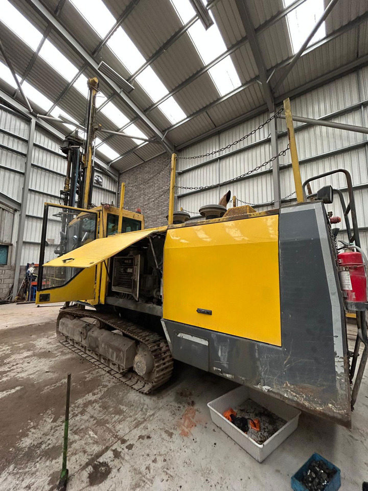 Atlas Copco ROC L6-44 - Fúrógép: 4 kép. Atlas Copco ROC L6-44 - Fúrógép: 4 kép.
