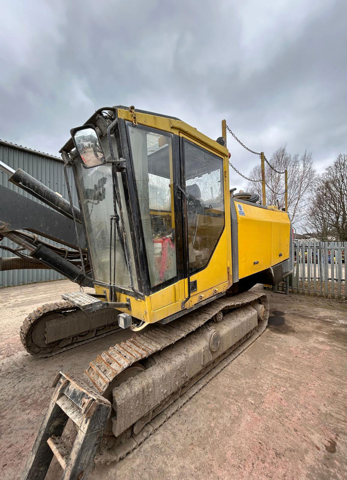 Atlas Copco ROC L8-44 - Fúrógép: 3 kép. Atlas Copco ROC L8-44 - Fúrógép: 3 kép.