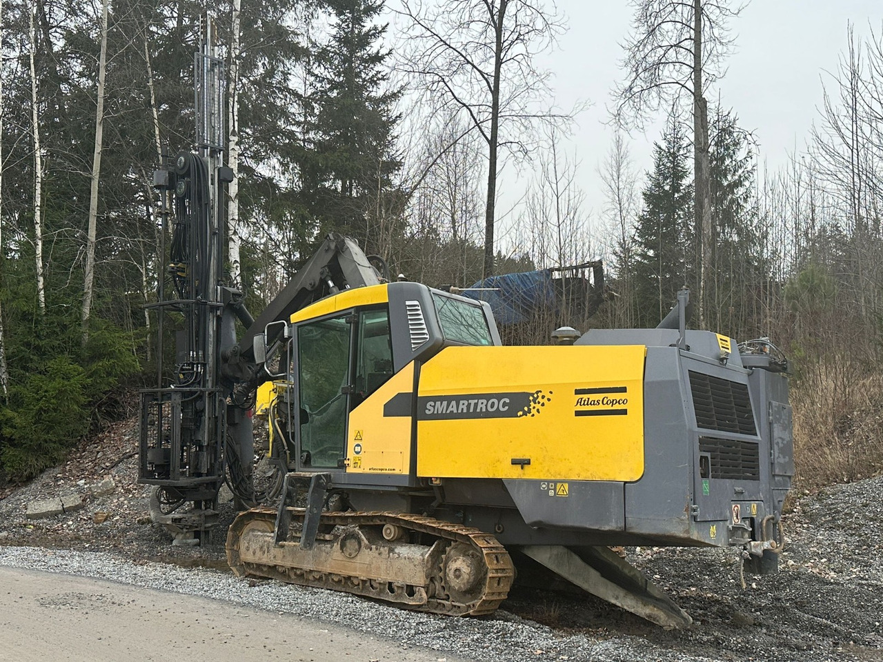 Atlas Copco SmartROC T45-11 - Fúrógép: 4 kép. Atlas Copco SmartROC T45-11 - Fúrógép: 4 kép.