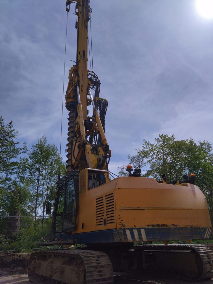 Bauer BG 15H - Cölöpverő: 4 kép. Bauer BG 15H - Cölöpverő: 4 kép.