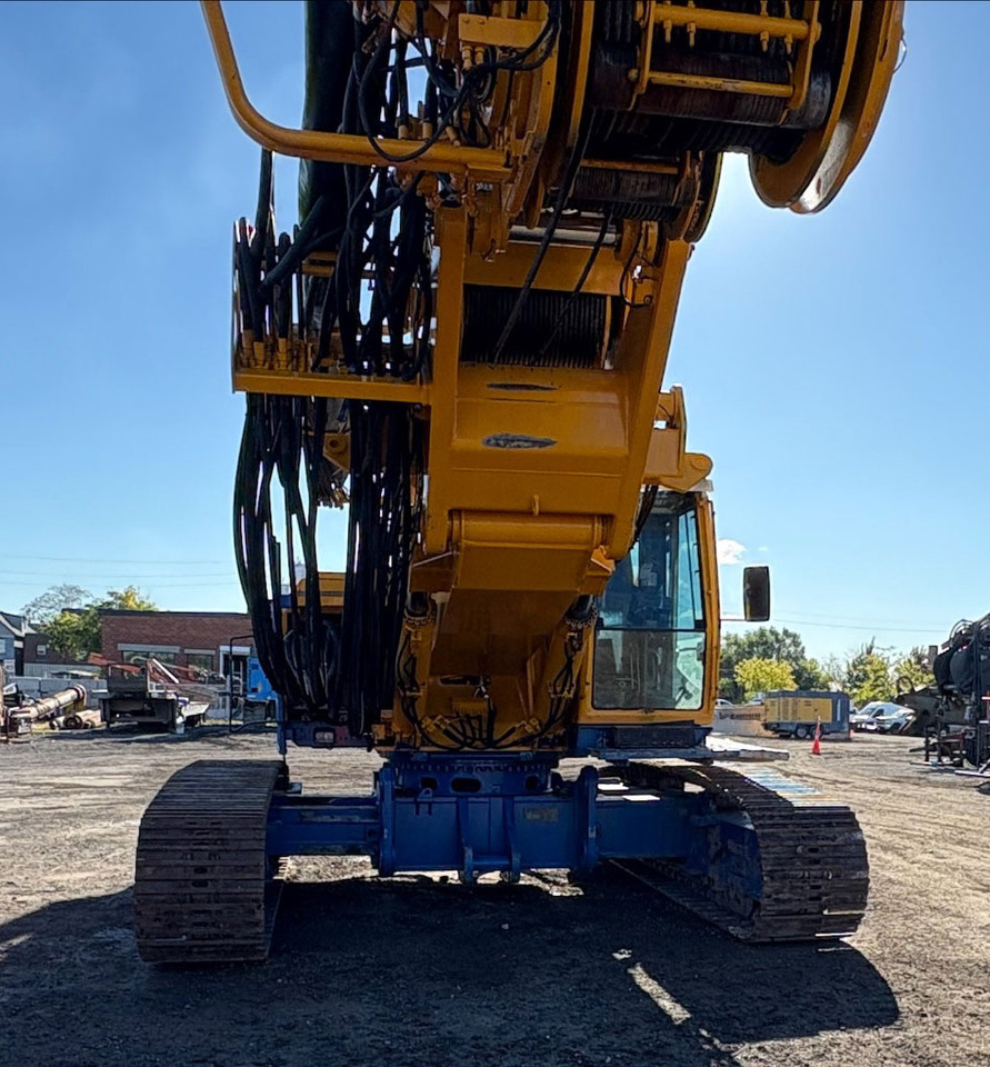 Bauer BG22 - Cölöpverő: 4 kép. Bauer BG22 - Cölöpverő: 4 kép.