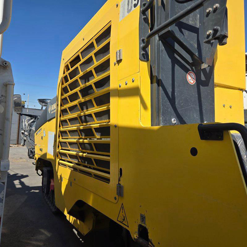 Aszfaltmaró Bomag BM 1300/35: 7 kép.