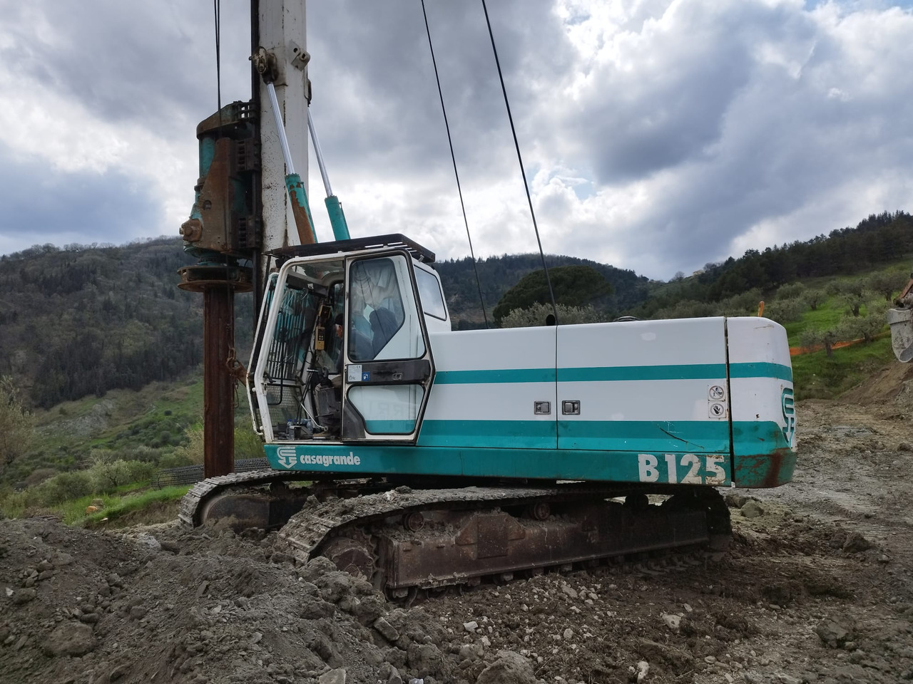 Casagrande B125 - Cölöpverő: 2 kép. Casagrande B125 - Cölöpverő: 2 kép.