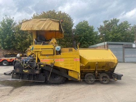 Caterpillar AP600 - Útburkológép: 4 kép. Caterpillar AP600 - Útburkológép: 4 kép.