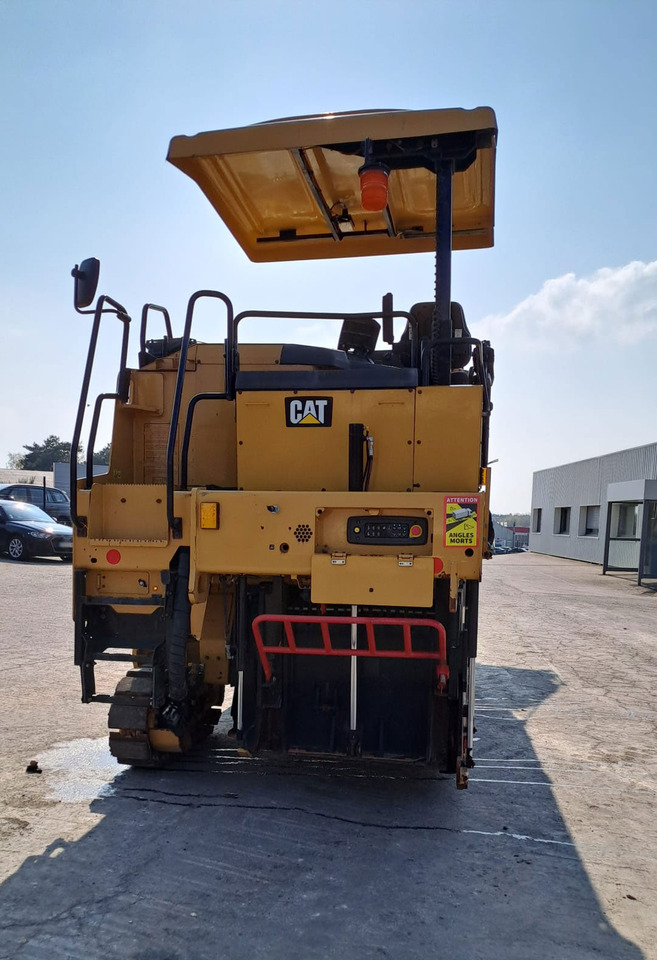 Caterpillar PM-310 - Aszfaltmaró: 5 kép. Caterpillar PM-310 - Aszfaltmaró: 5 kép.