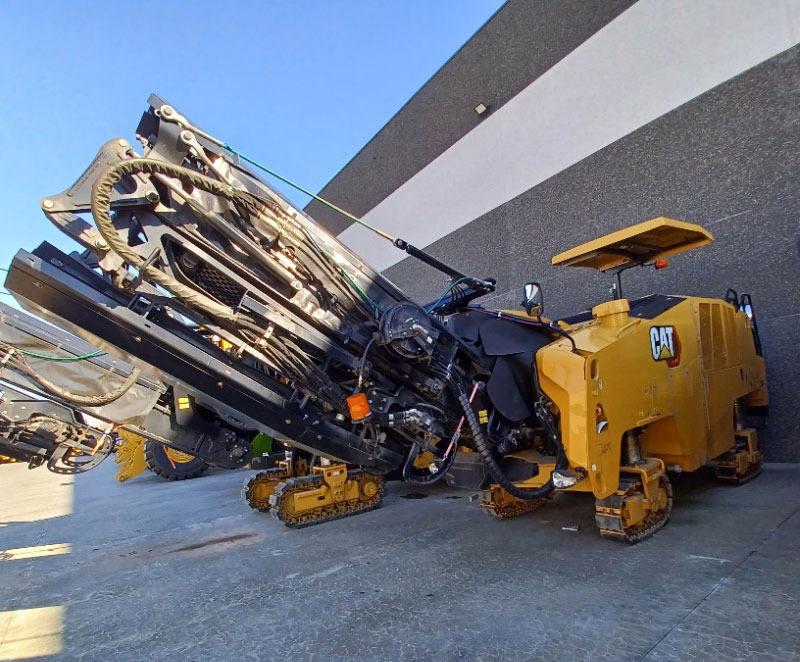 Caterpillar PM-620 - Aszfaltmaró: 1 kép. Caterpillar PM-620 - Aszfaltmaró: 1 kép.