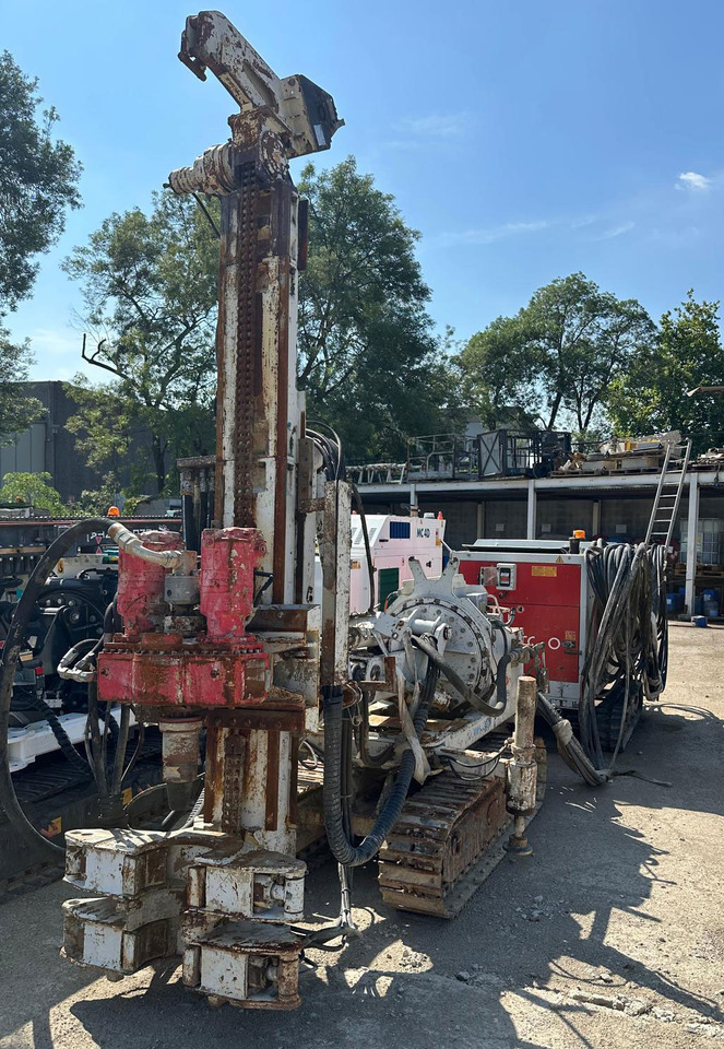 Comacchio MC 400 P - Cölöpverő: 4 kép. Comacchio MC 400 P - Cölöpverő: 4 kép.