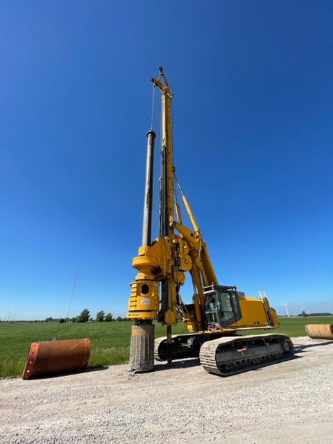 Delmag RH28 - Cölöpverő: 1 kép. Delmag RH28 - Cölöpverő: 1 kép.