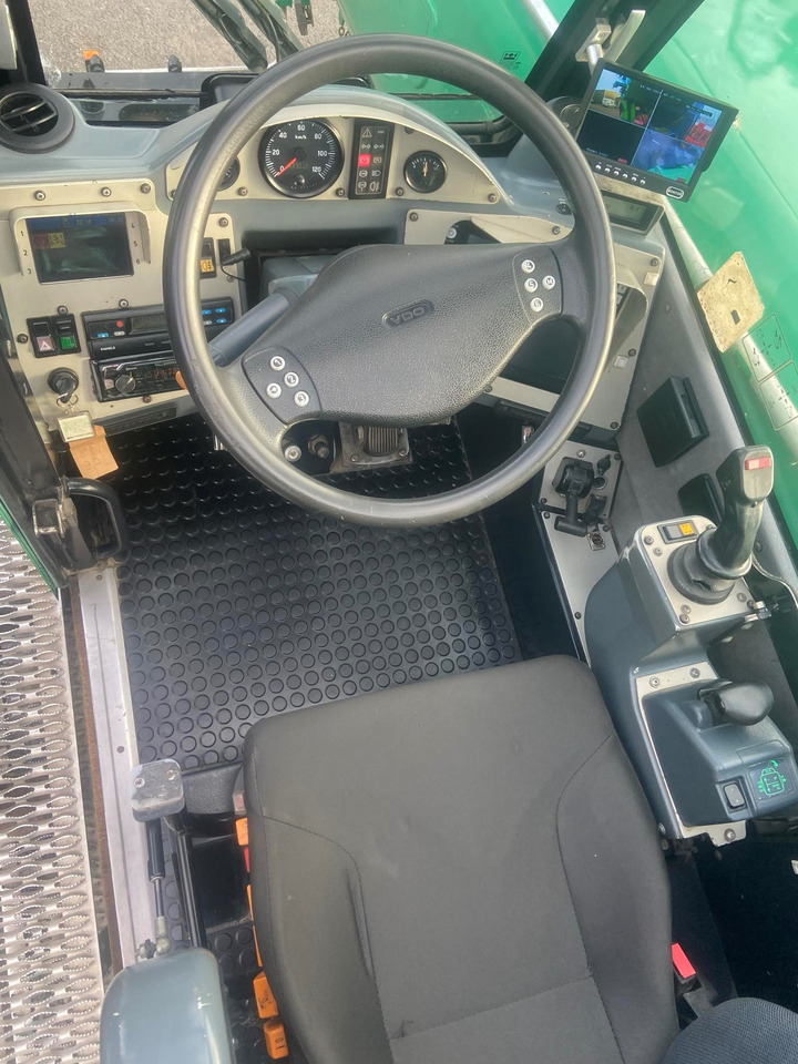 Demag AC 70 City - Autódaru: 4 kép. Demag AC 70 City - Autódaru: 4 kép.