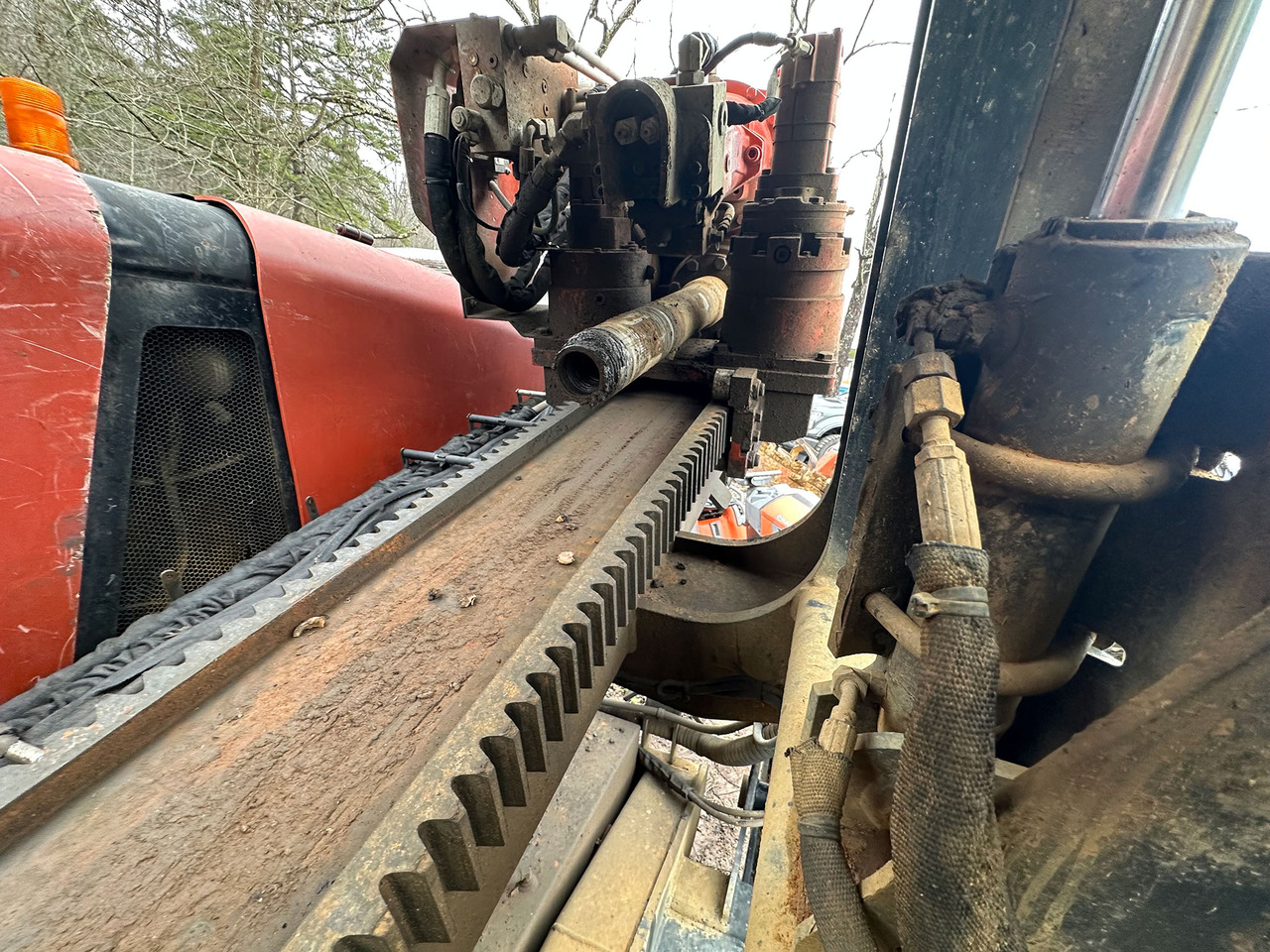 Ditch Witch JT3020 - Irányított fúrógép: 4 kép. Ditch Witch JT3020 - Irányított fúrógép: 4 kép.