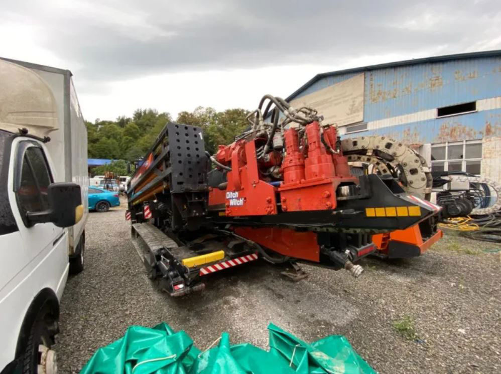 Ditch Witch JT60AT - Irányított fúrógép: 4 kép. Ditch Witch JT60AT - Irányított fúrógép: 4 kép.