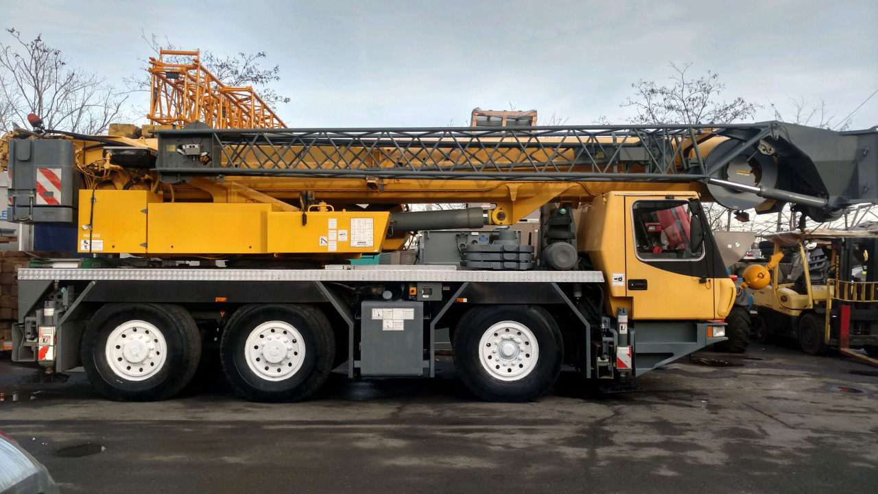 Grove GMK 3055 - Autódaru: 5 kép. Grove GMK 3055 - Autódaru: 5 kép.